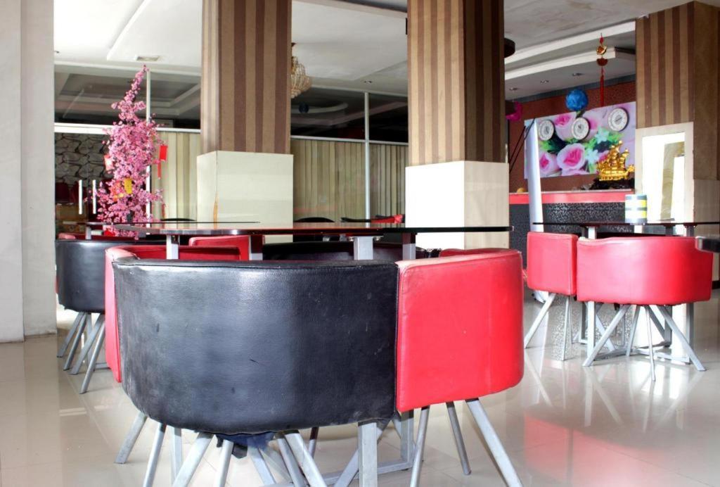 โรงแรมเพอร์มาตา มากาซาร์ ภายนอก รูปภาพ